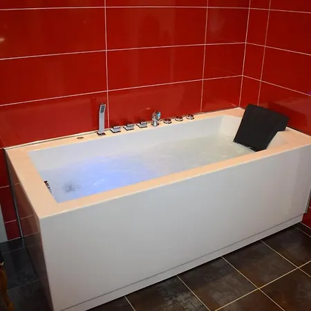 La Porte De Bretagne 4* Péronne