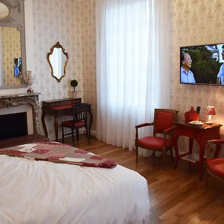 La Porte De Bretagne 4*