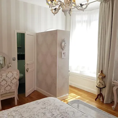 La Porte De Bretagne 4*