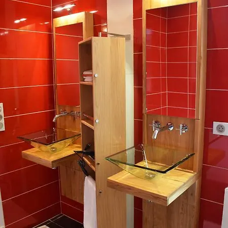 La Porte De Bretagne Bed and breakfast 4*
