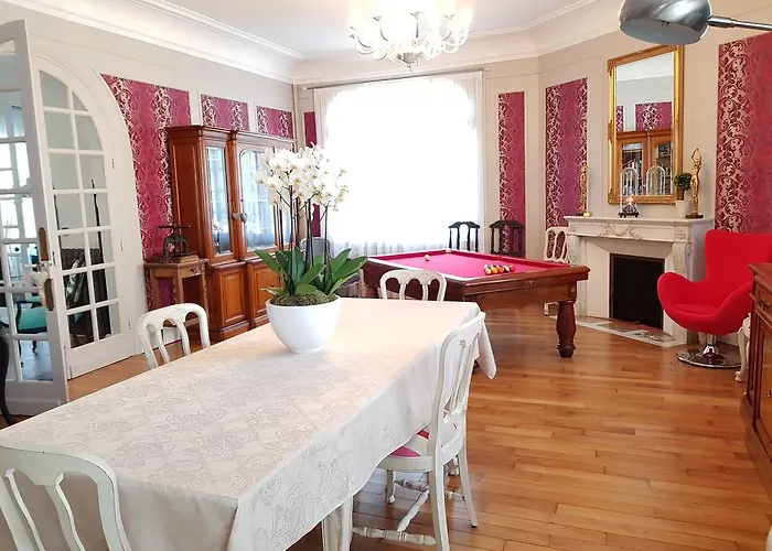 La Porte De Bretagne Bed & Breakfast 4*