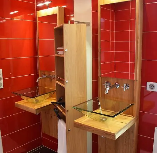 La Porte De Bretagne Bed & Breakfast 4*